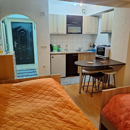 Darvik Apartment